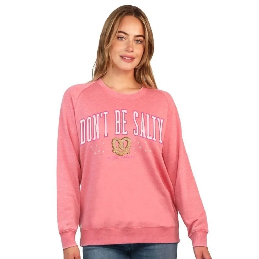 Simply Southern ‘Don’t Be Salty’ Pink Dye Pullover Sweatshirt Women’s Small - Picture 1 of 7